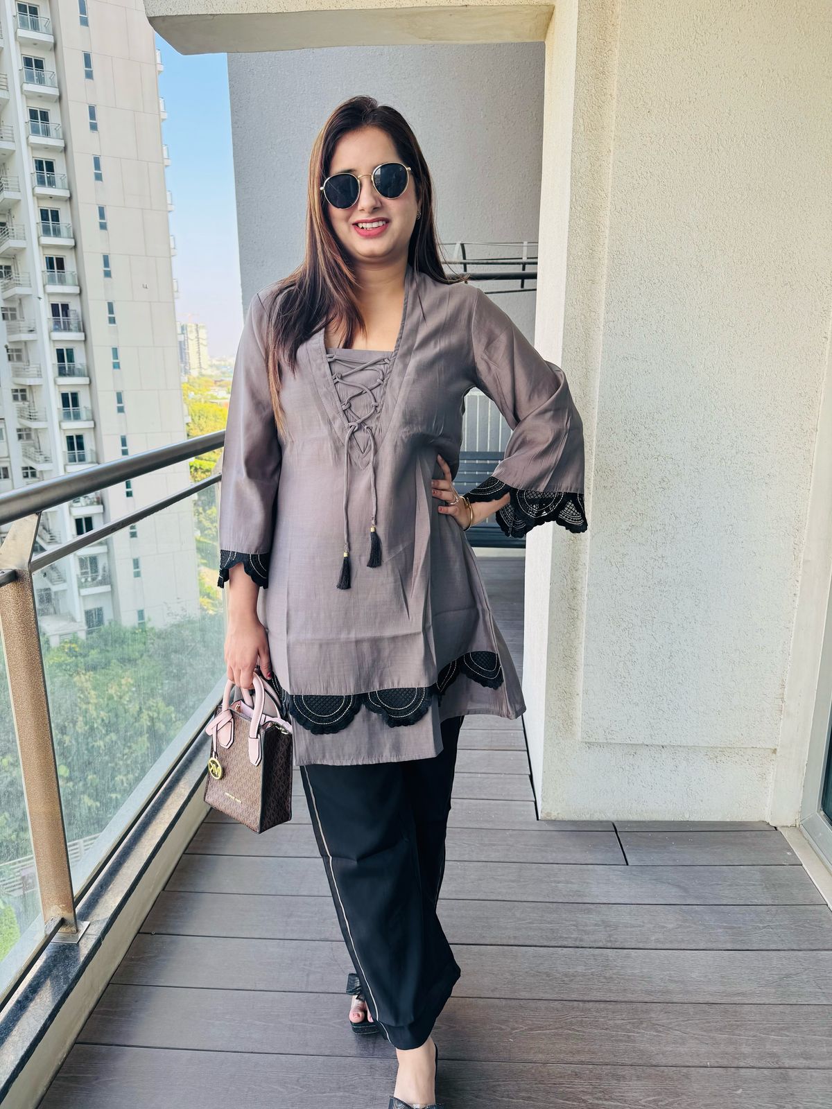 "VAANYA" TWO PIECE SET