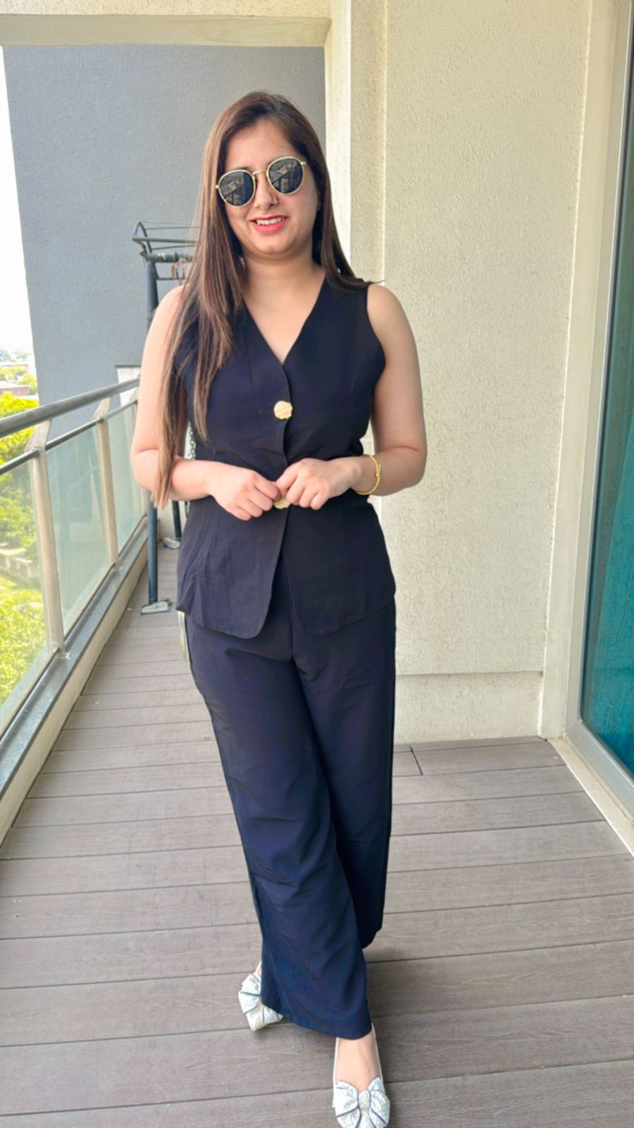 BOSS LADY | Black Sleeveless Blazer Co-ord Set | Women's Formal Power Suit with Gold Button Detail - XL BOSS LADY | Black Sleeveless Blazer Co-ord Set | Women's Formal Power Suit with Gold Button Detail - XL