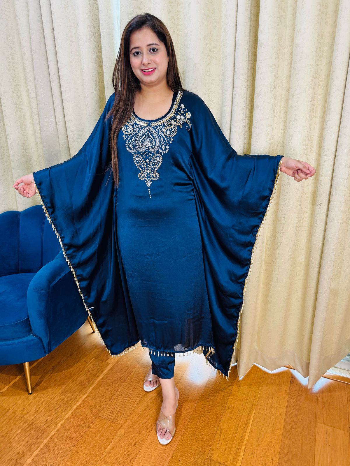 "VISHI" TWO PIECE SET