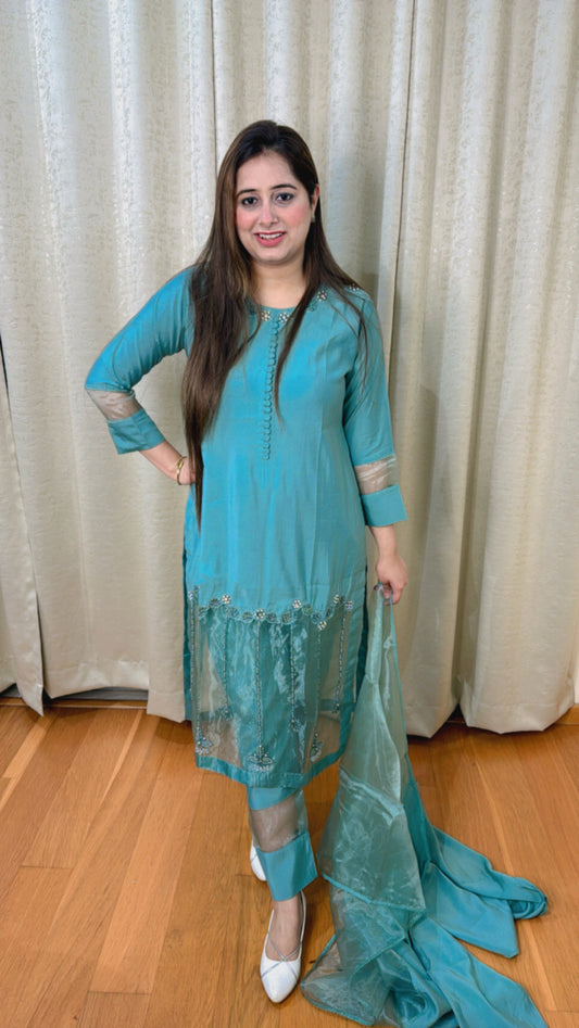"REET" THREE PIECE KURTA SET (GREEN)