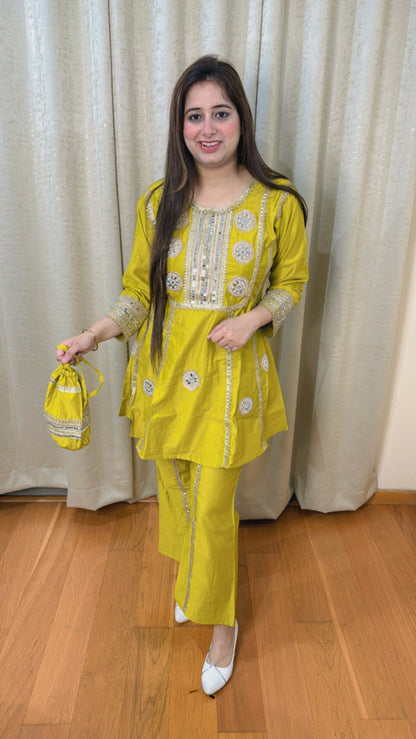"MEERA" TWO PIECE SET (YELLOW)
