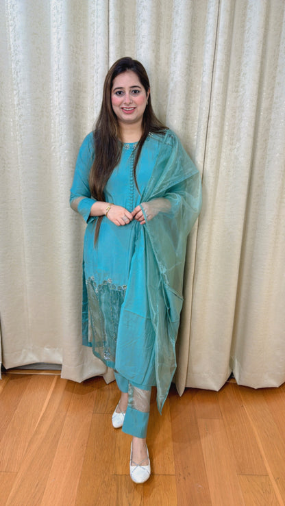 "REET" THREE PIECE KURTA SET (GREEN)