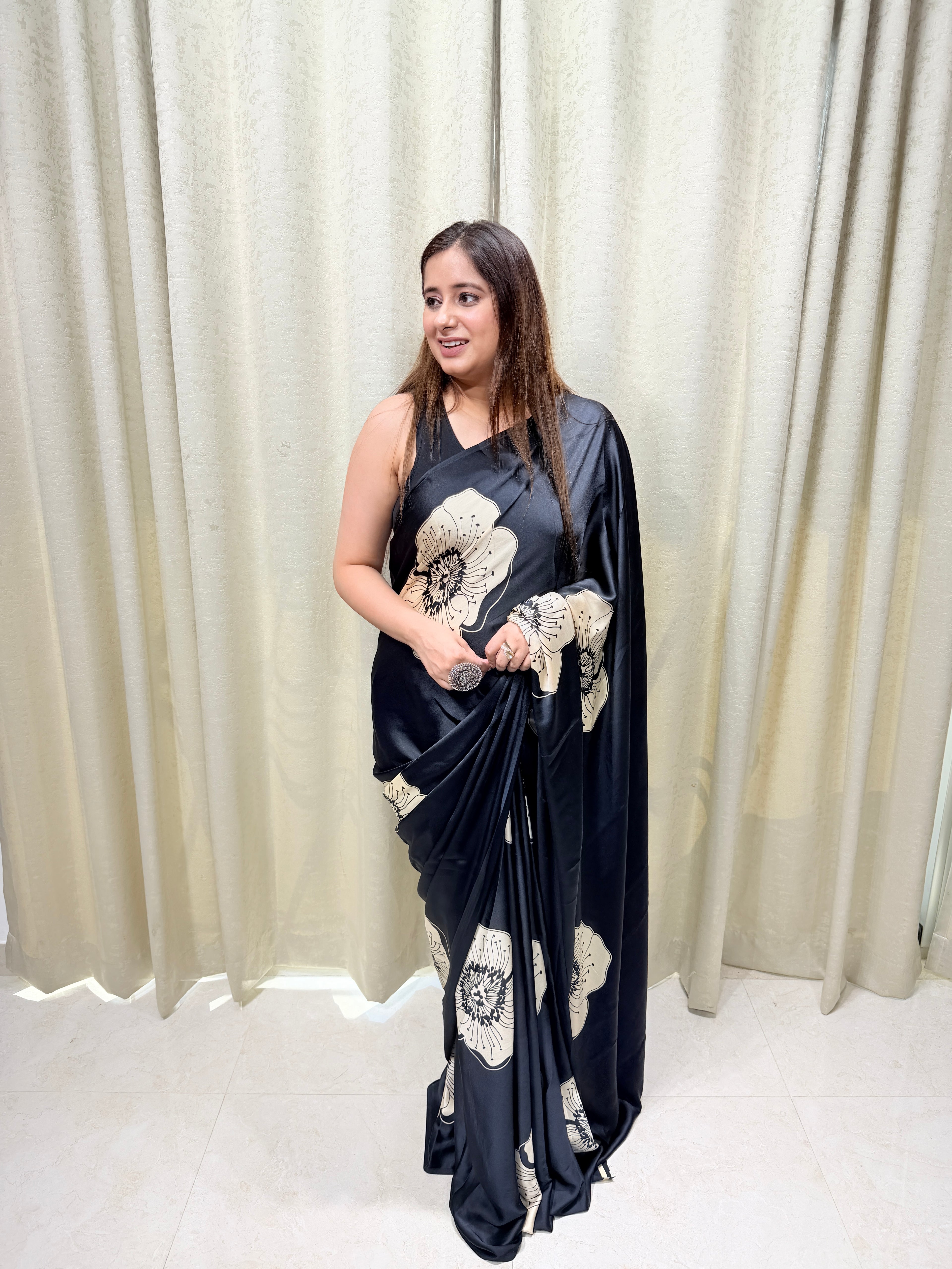 Vasnira | Black Floral Satin Saree