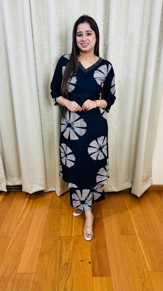 "PALAK" TWO PIECE SET