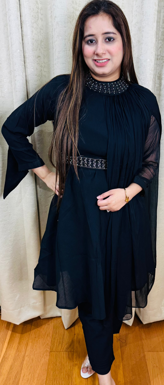 "SAISHA" TWO PIECE SET (BLACK)