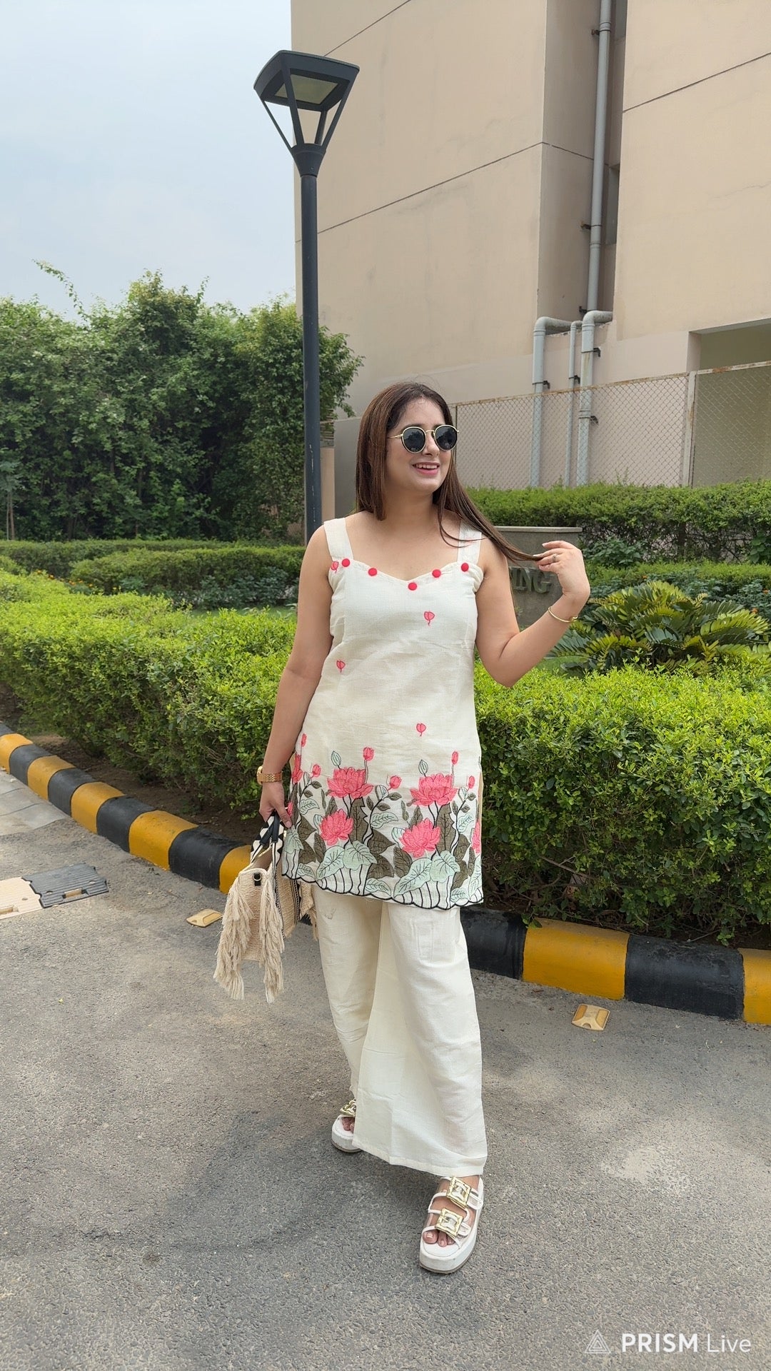 VINE | Women’s Off-White Coordset | Pink Floral Embroidery Sleeveless Kurta and Pants