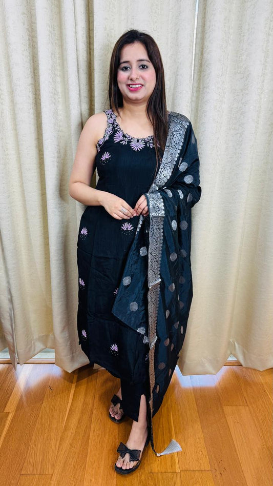 "DOLA" SILK DESIGNER SUIT (BLUE)