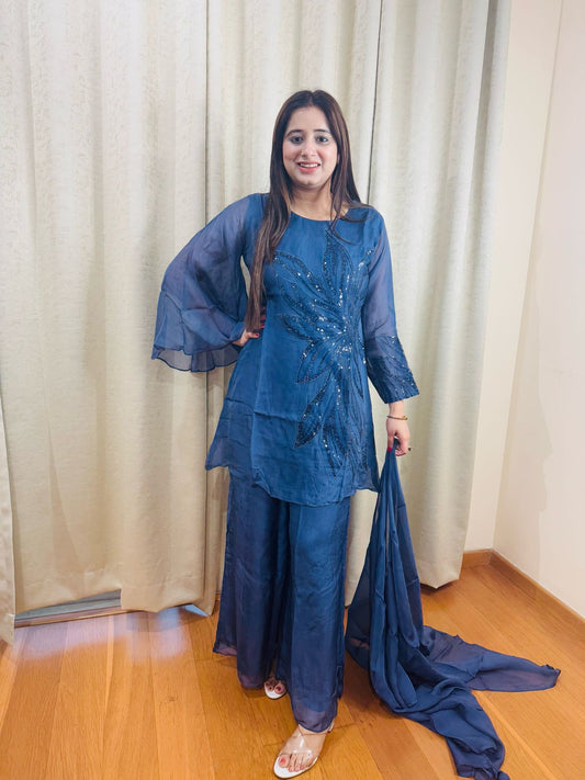 "TIRA" THREE PIECE SET