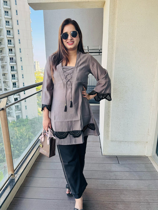 "VAANYA" TWO PIECE SET