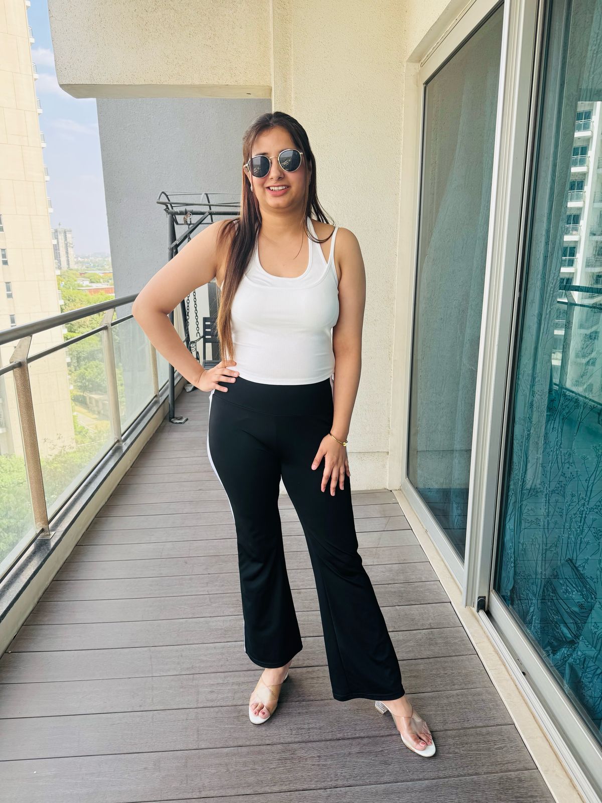 CAMI TOP | White Spaghetti Crop Top