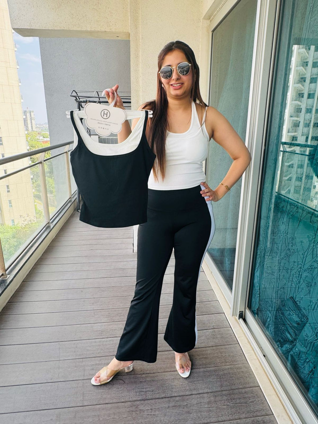 CAMI TOP | White Spaghetti Crop Top