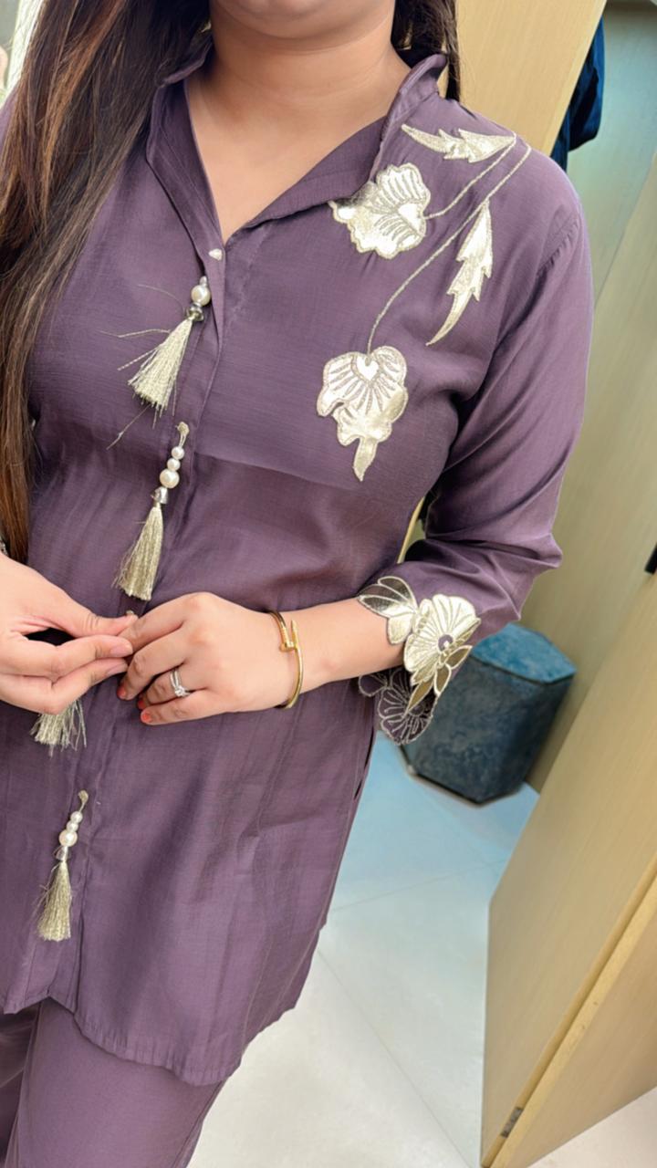 PARO | Mauve Embroidered Kurta Pant Set | Pearl & Tassel Detail Floral Suit for Women