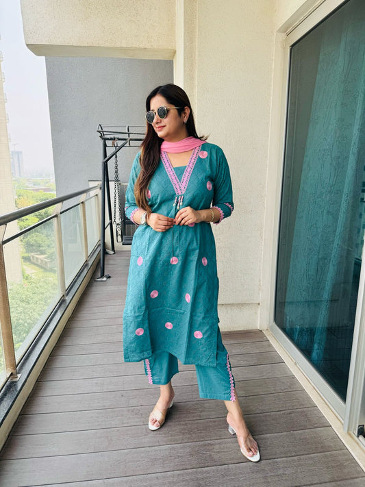 SAMAIRA DESIGNER SUITS