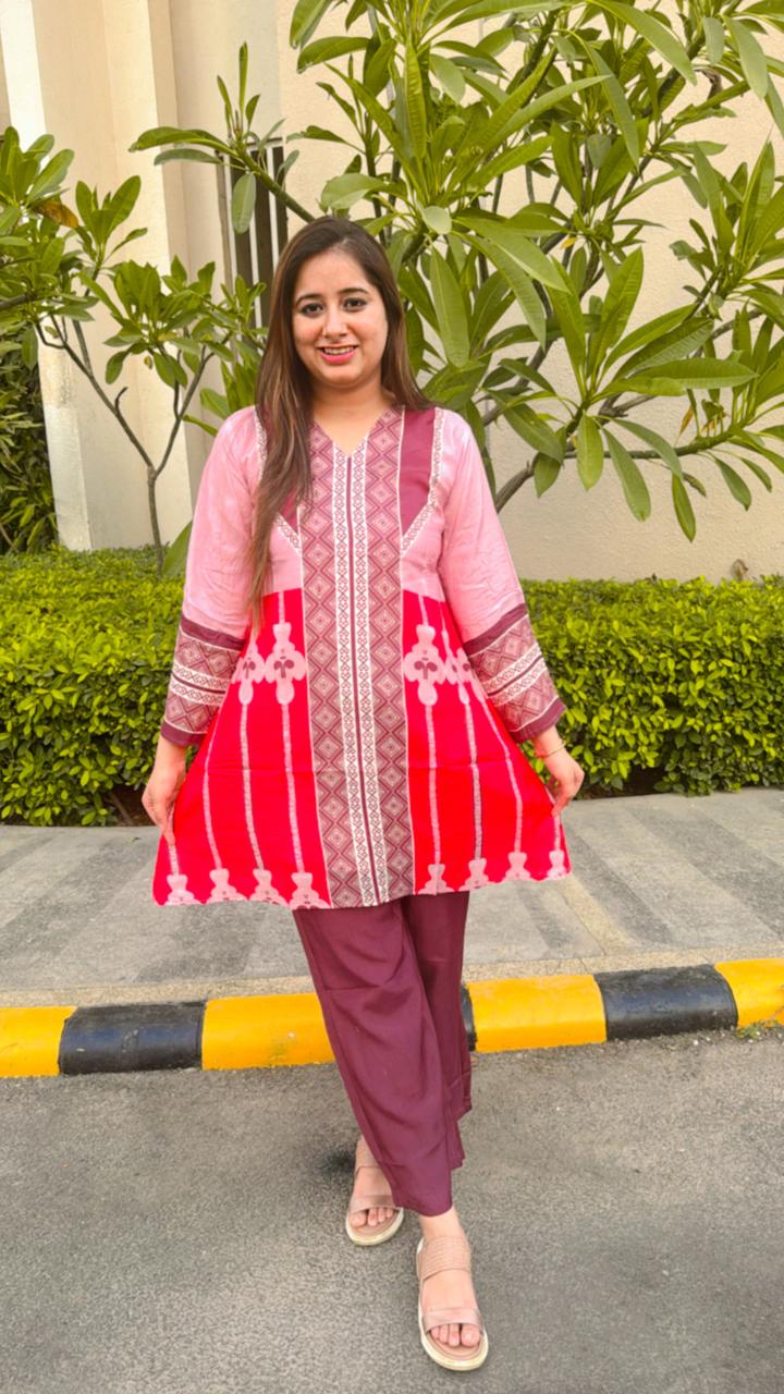 SANAH | Women's Pink Red Geometric Print Kurta Set | Ethnic Straight Kurti with Solid Pants