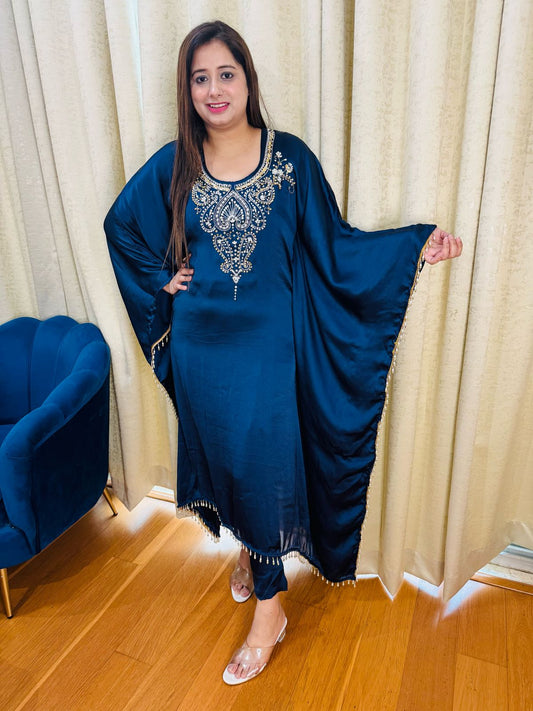 "VISHI" TWO PIECE SET