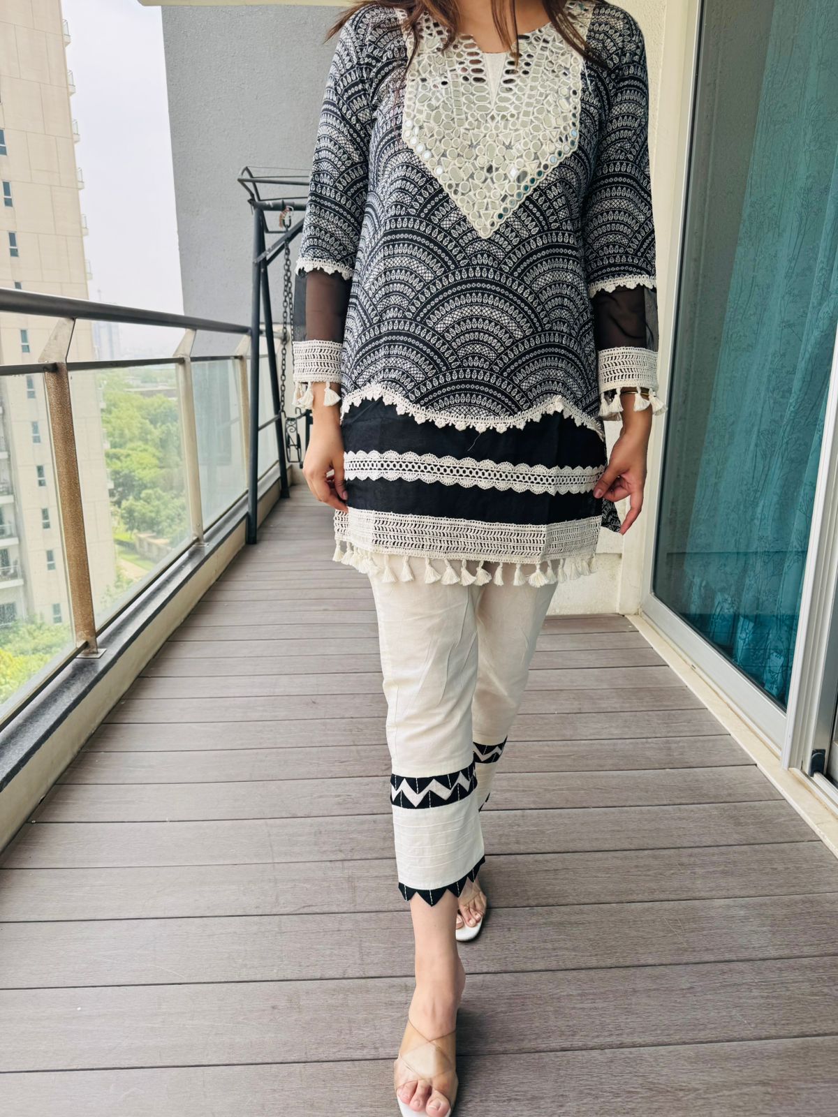 "ANAMIKA" TWO PIECE SET