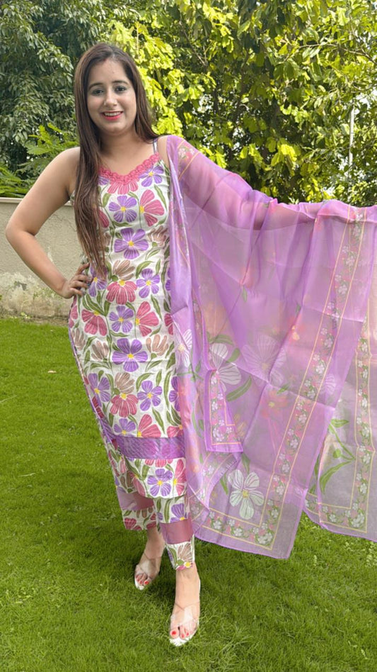LAURA DESIGNER SUIT