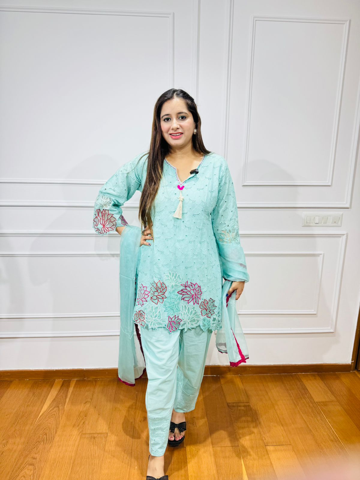 VANIMA | Mint Green Chikan Kurta Suit Set with Pink Floral Embroidery – Summer Casual Collection
