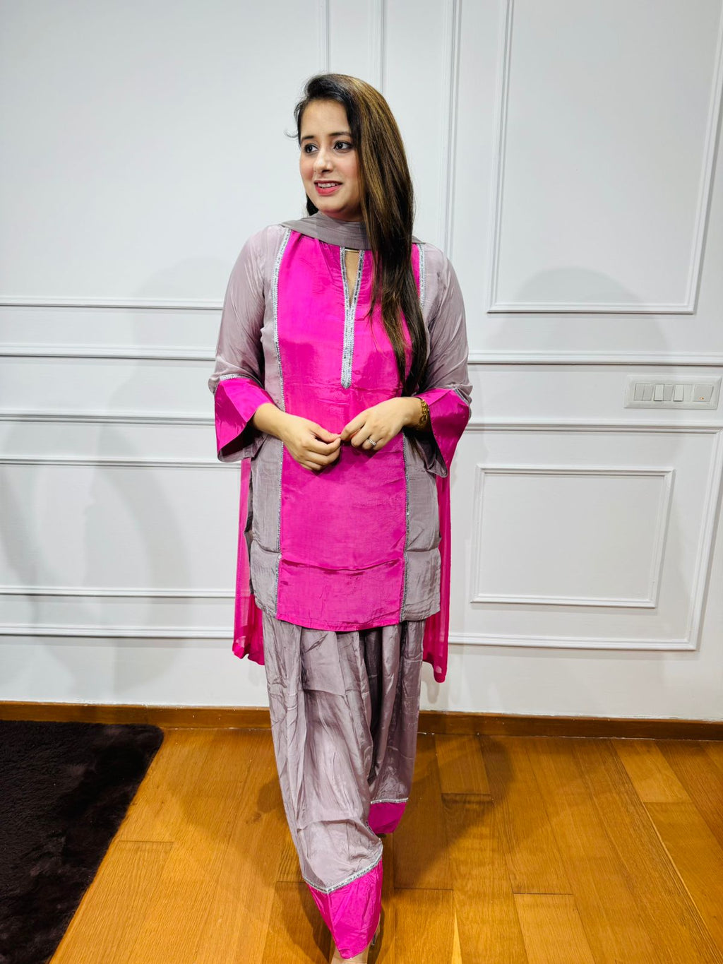 INAYAT | Pink Contrast Panel Kurta Set with Grey Pants – Modern Summer Ethnic Collection