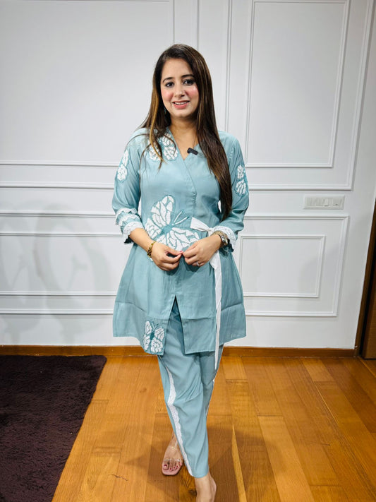 "TITLI" TWO PIECE SET