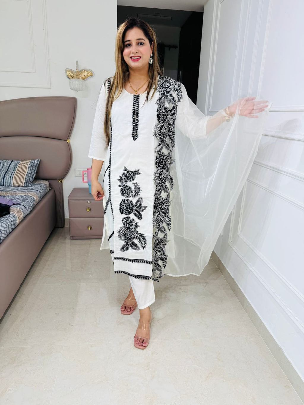 Rishi💃 | Designer White Kurta Set – Black Floral Embroidery & Sheer Dupatta