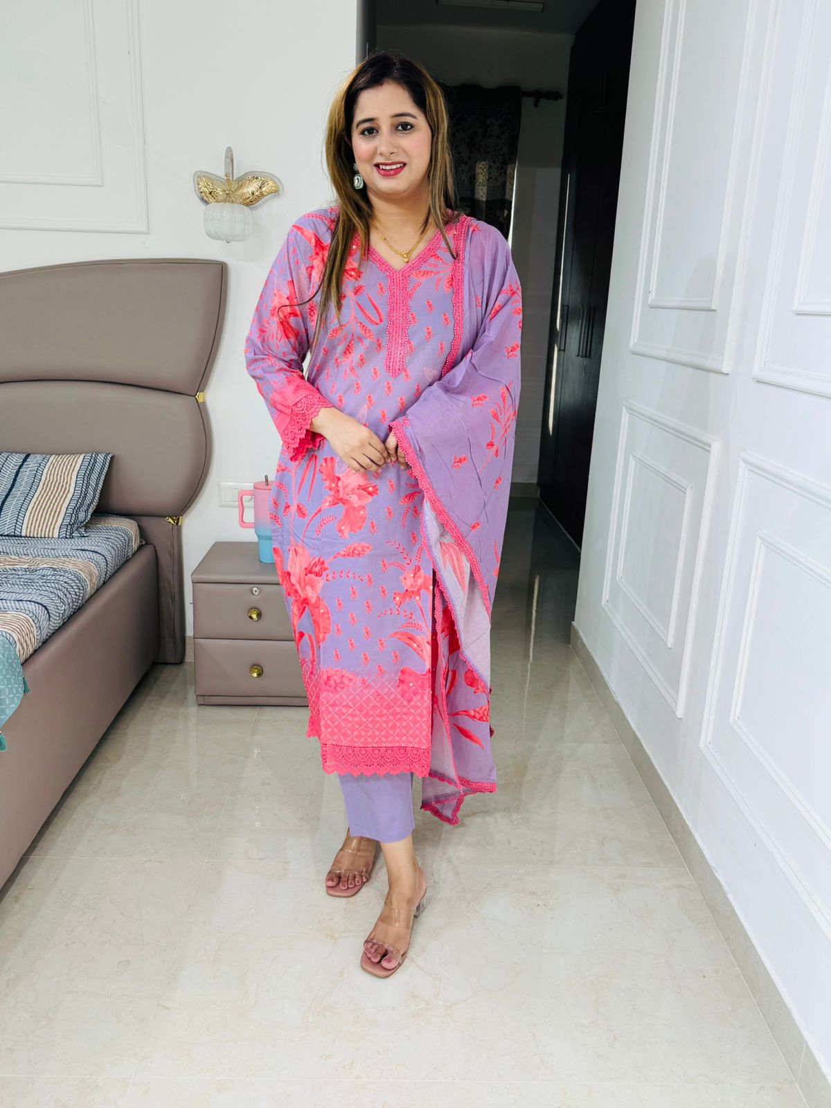 Kirna🧘‍♀️ | Lavender Printed Kurta & Pant Set – Pink Floral Design with Dupatta