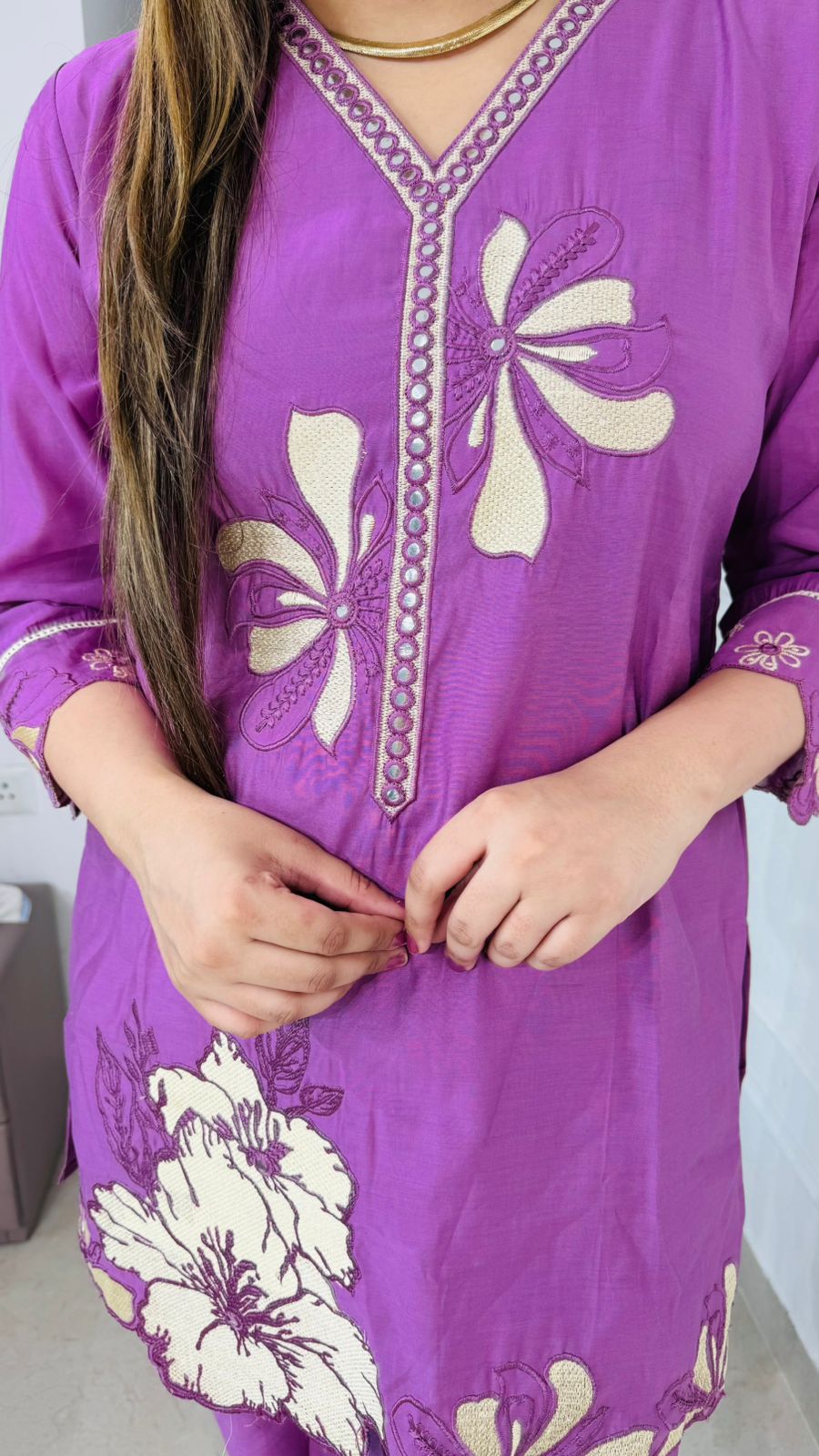 Blooma💐 | Purple Floral Embroidered Coordset – V-Neck Kurta & Pants