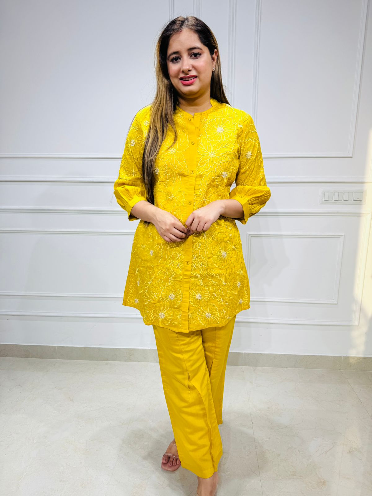 Oni🪶 | Yellow Straight Kurta Set with White Thread Embroidery