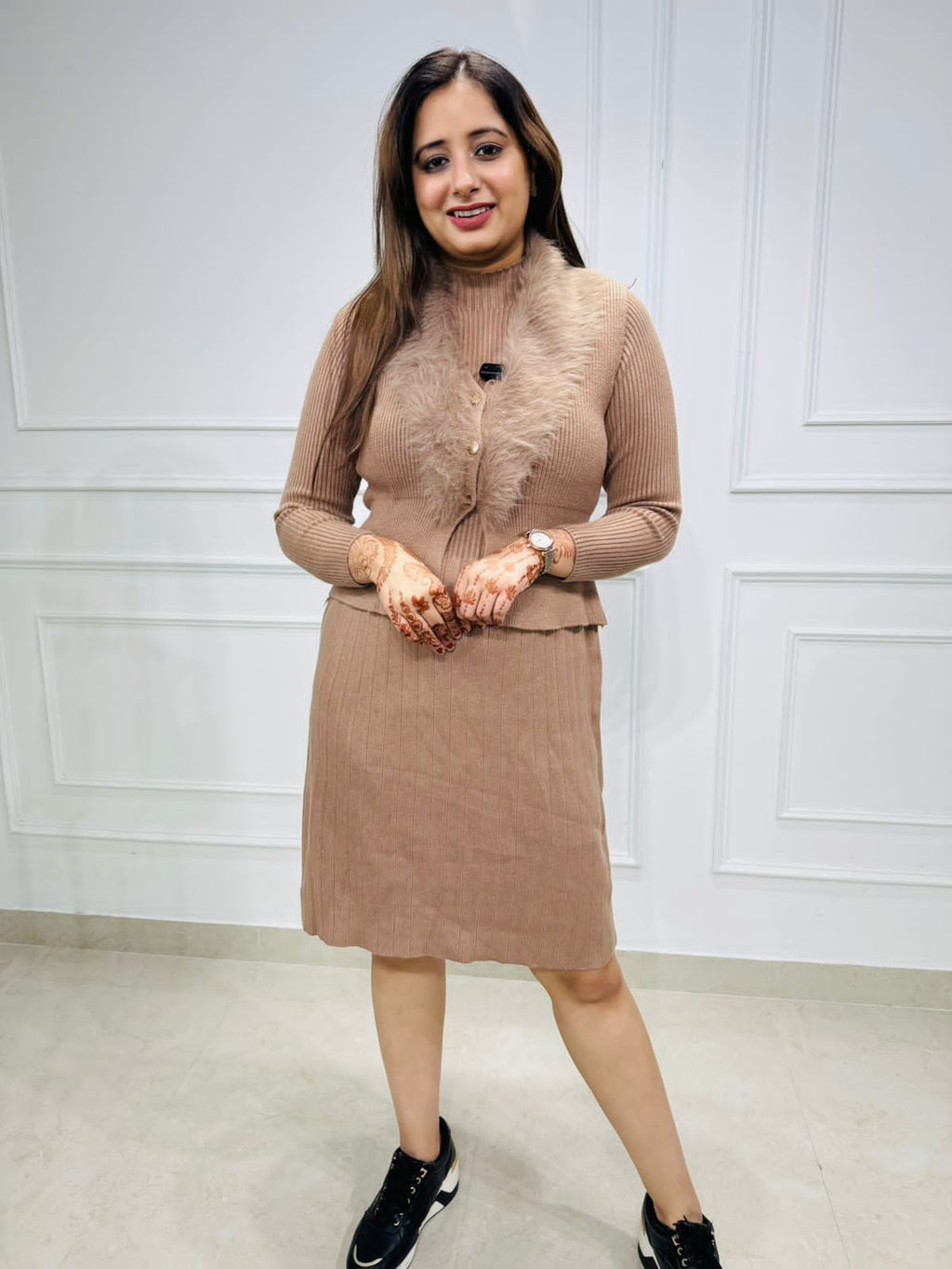 Fawn | Textured Knit Set with Faux Fur Collar