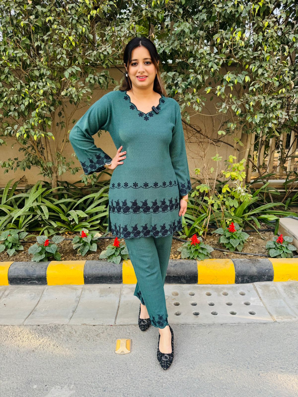 Zeph | Bottle Green Woollen Kurta Pant Co‑Ord Set with Black Floral Lace Detailing for Winter Office & Casual Wear