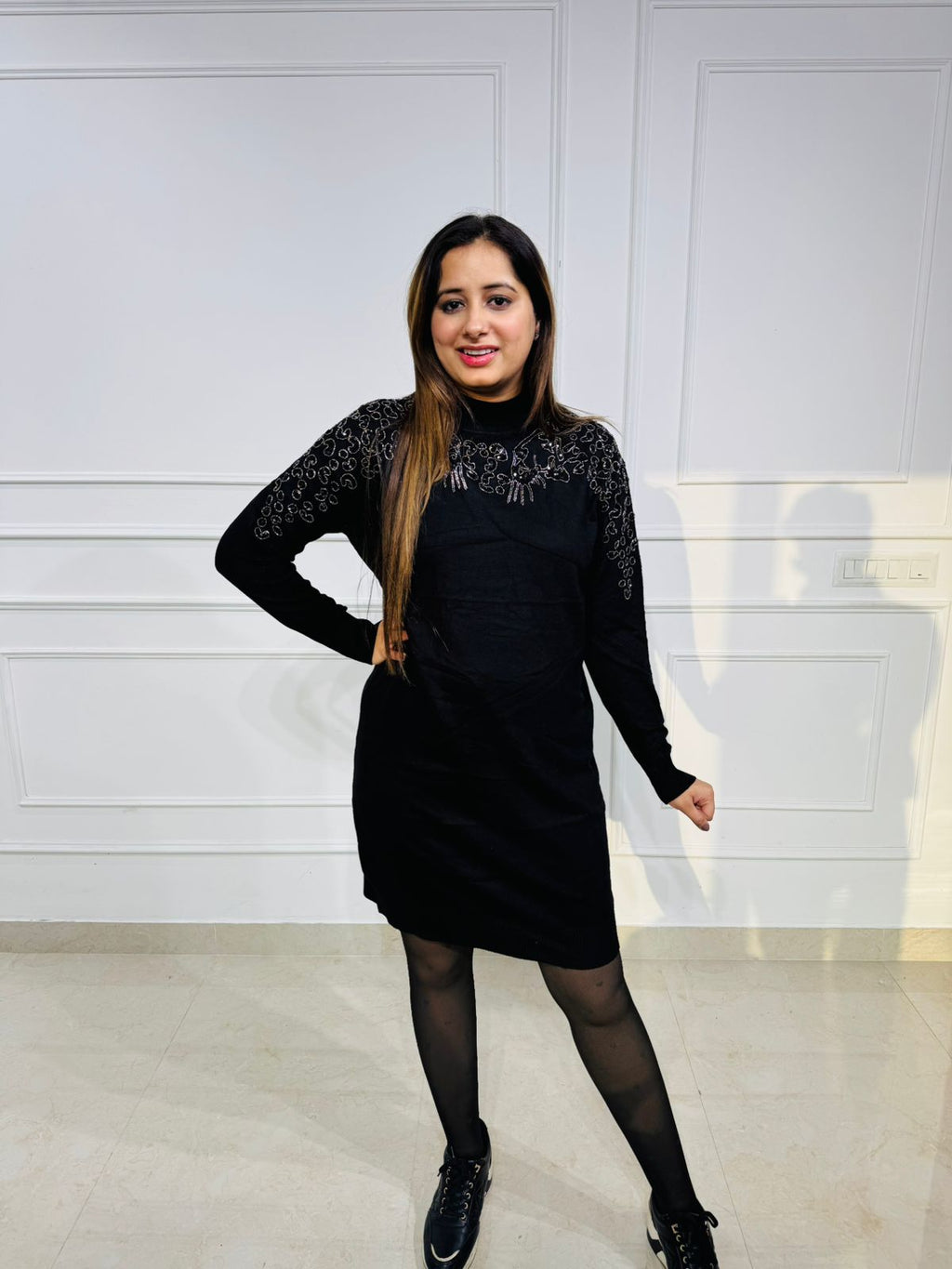 Aivah | Black High‑Neck Woollen Dress