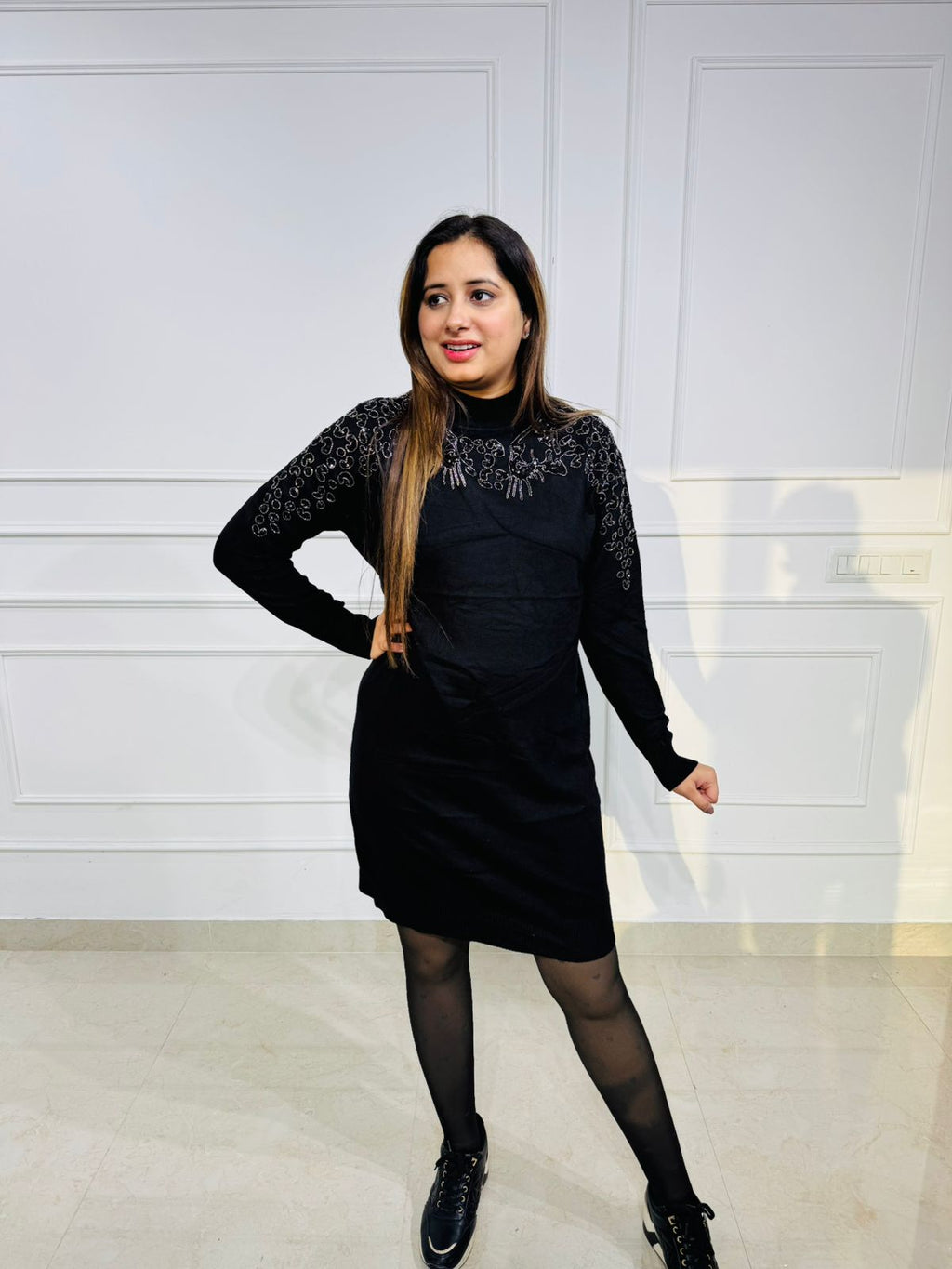 Aivah | Black High‑Neck Woollen Dress