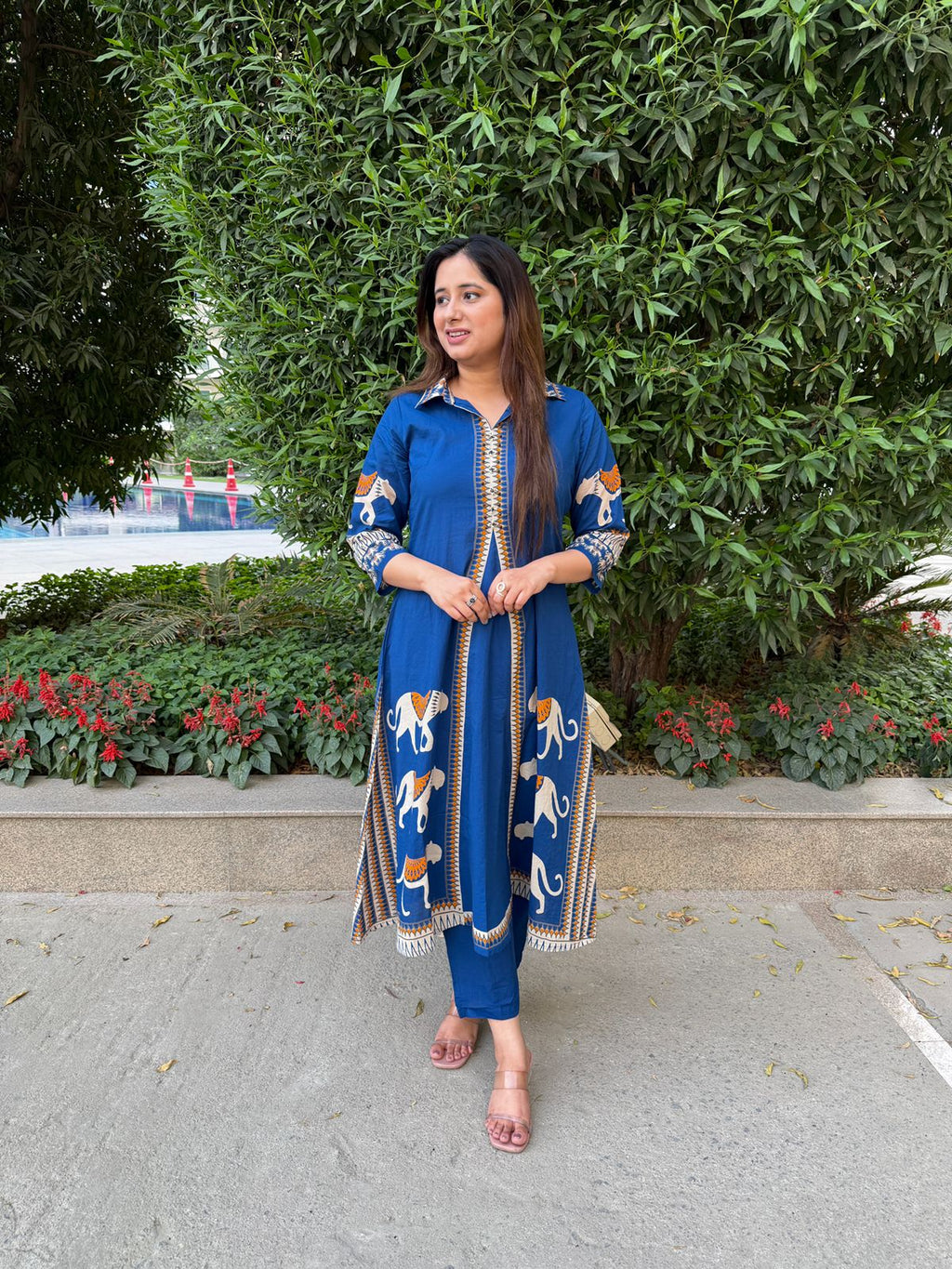 Neelvya | Indigo Printed Kurta Pant Set