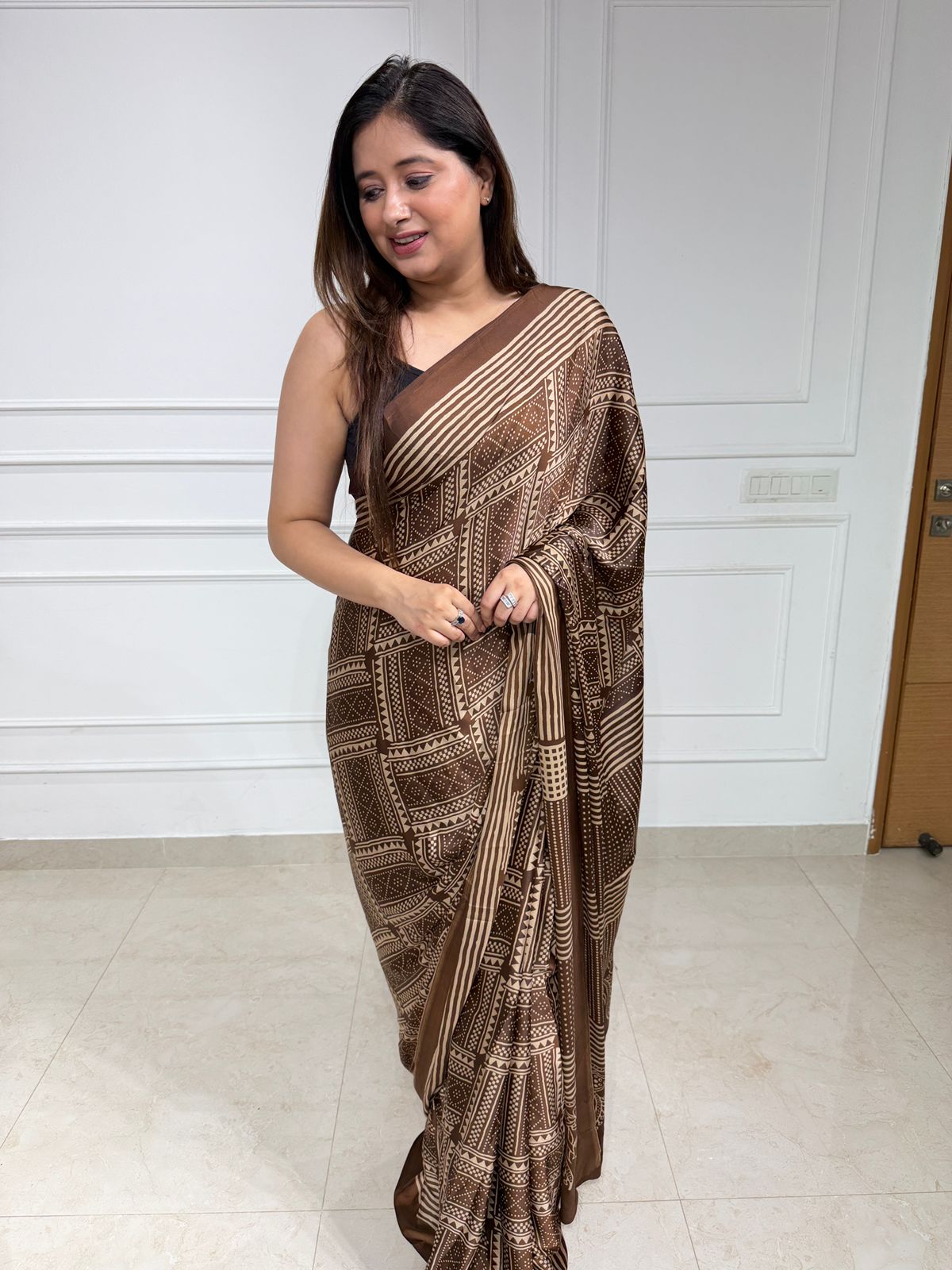 Mastani 🤎 | Brown Geometric Printed Saree