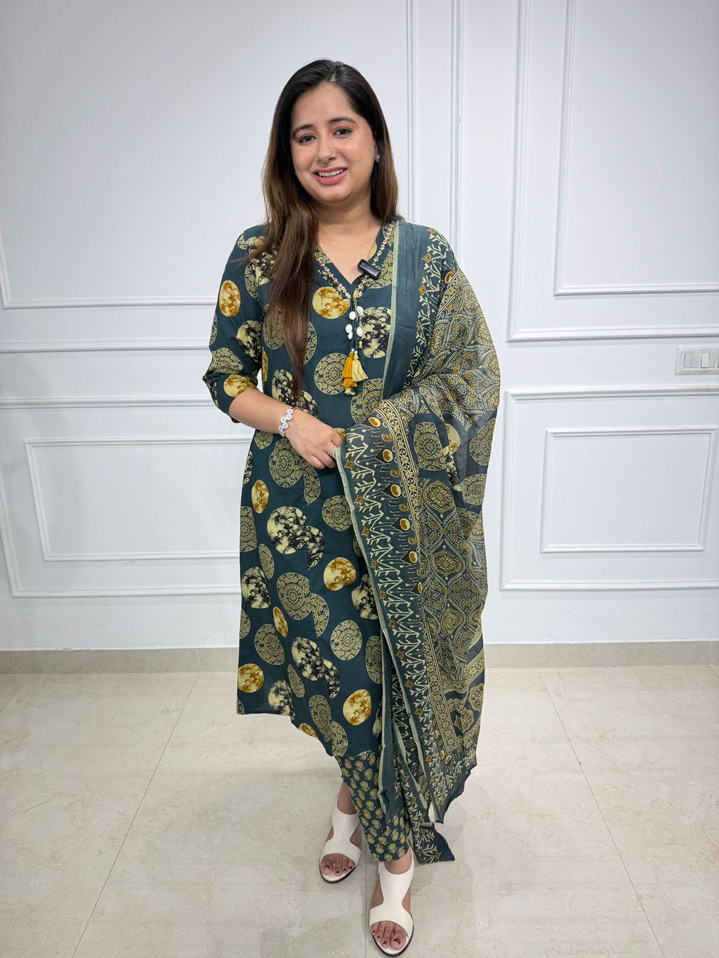 Mehzara | Printed Kurta Pant Set with Dupatta