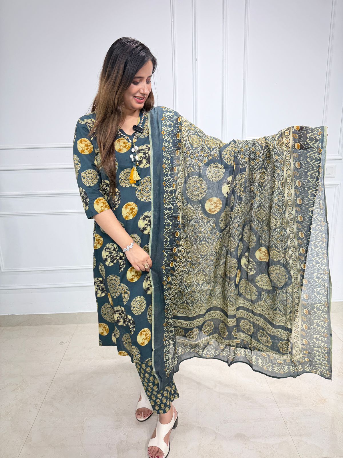 Mehzara | Printed Kurta Pant Set with Dupatta