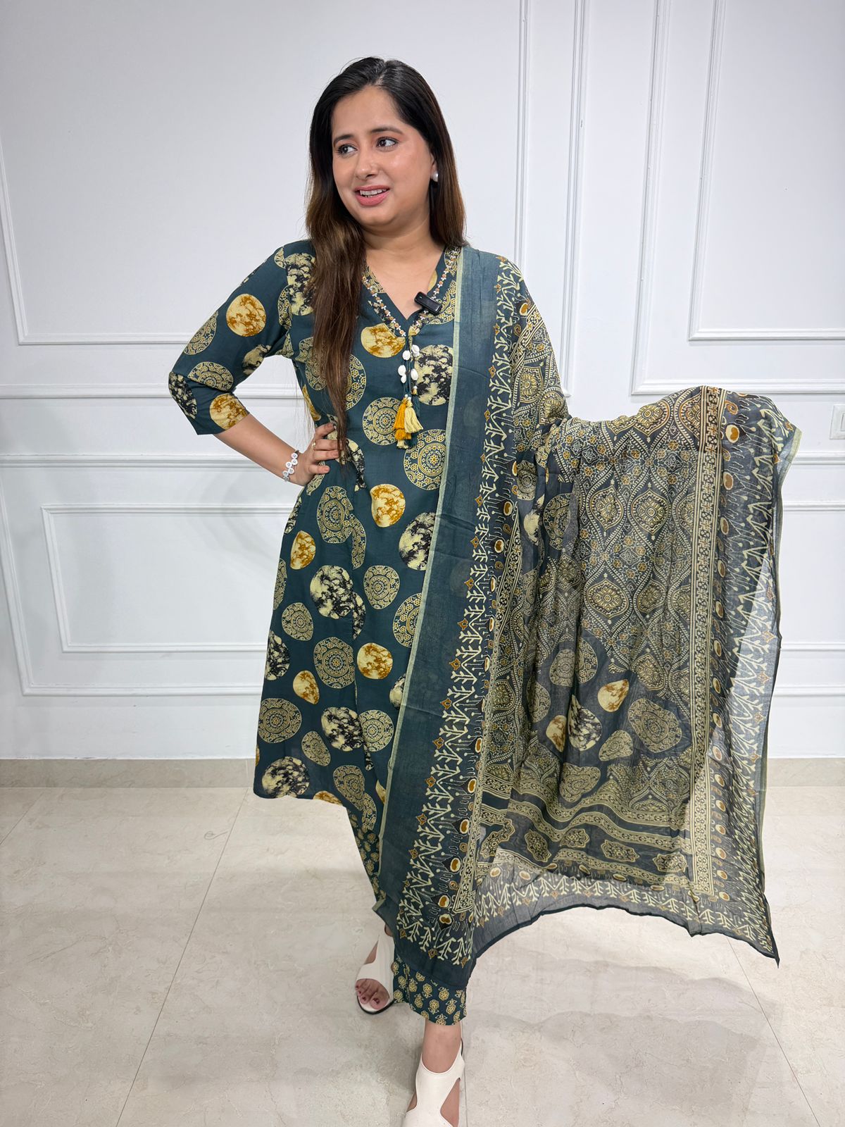 Mehzara | Printed Kurta Pant Set with Dupatta