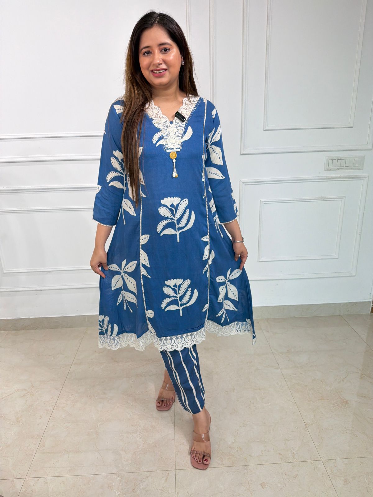 Nevria | Printed Lace Kurta Set