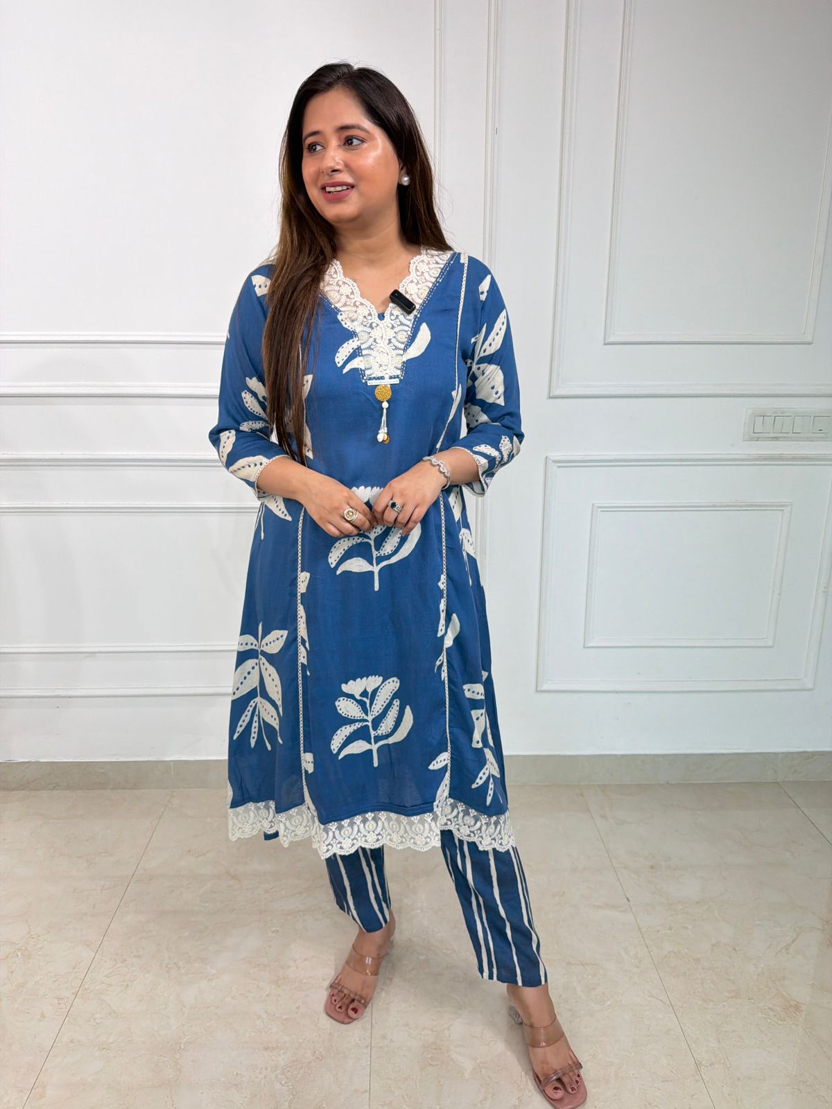 Nevria | Printed Lace Kurta Set