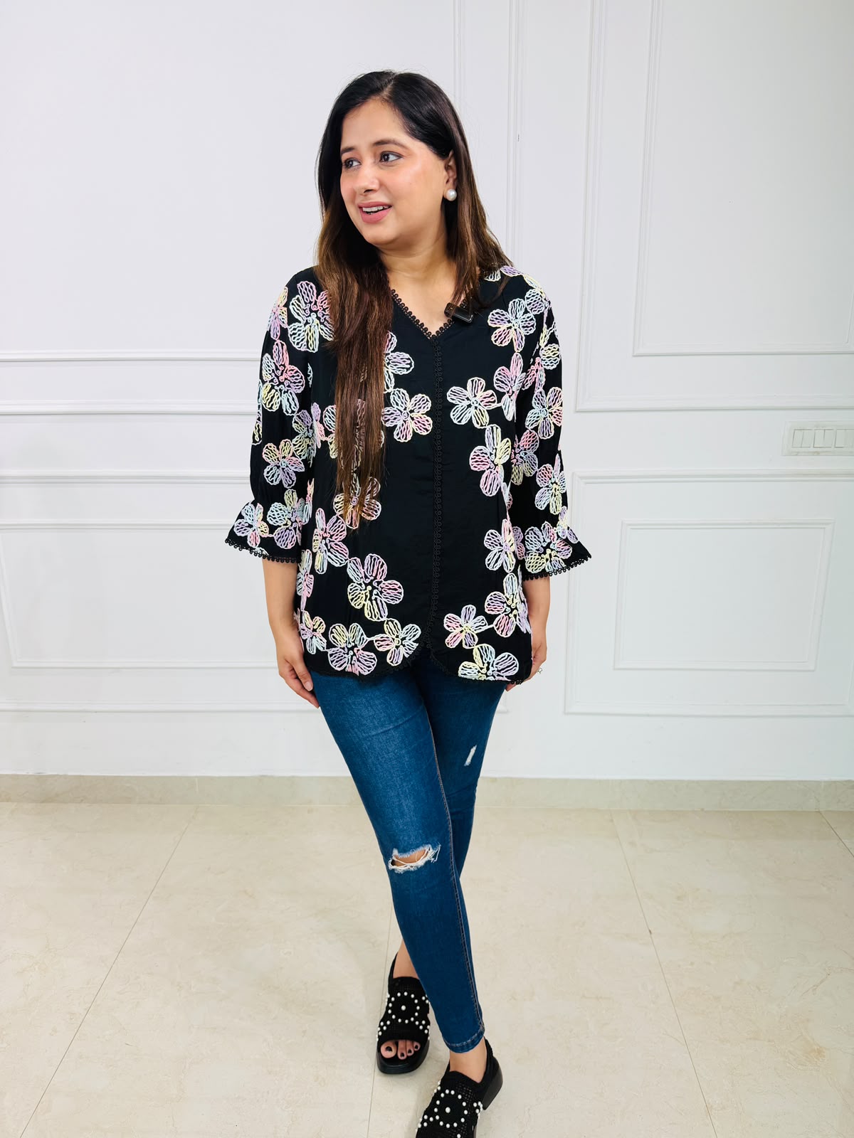 Phoolkari | Floral Embroidered Scallop Hem Top