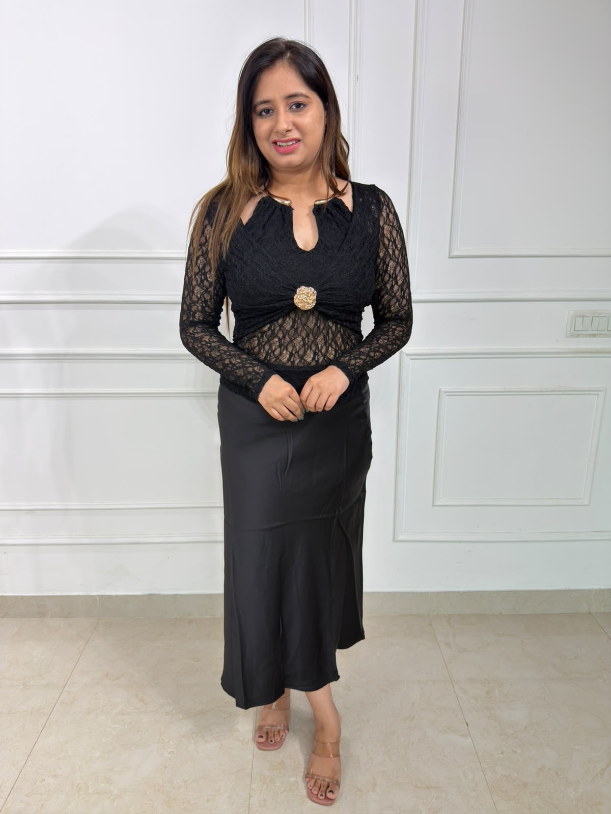 Roshni | Women's Burgundy Lace Cut-Out Crop Top