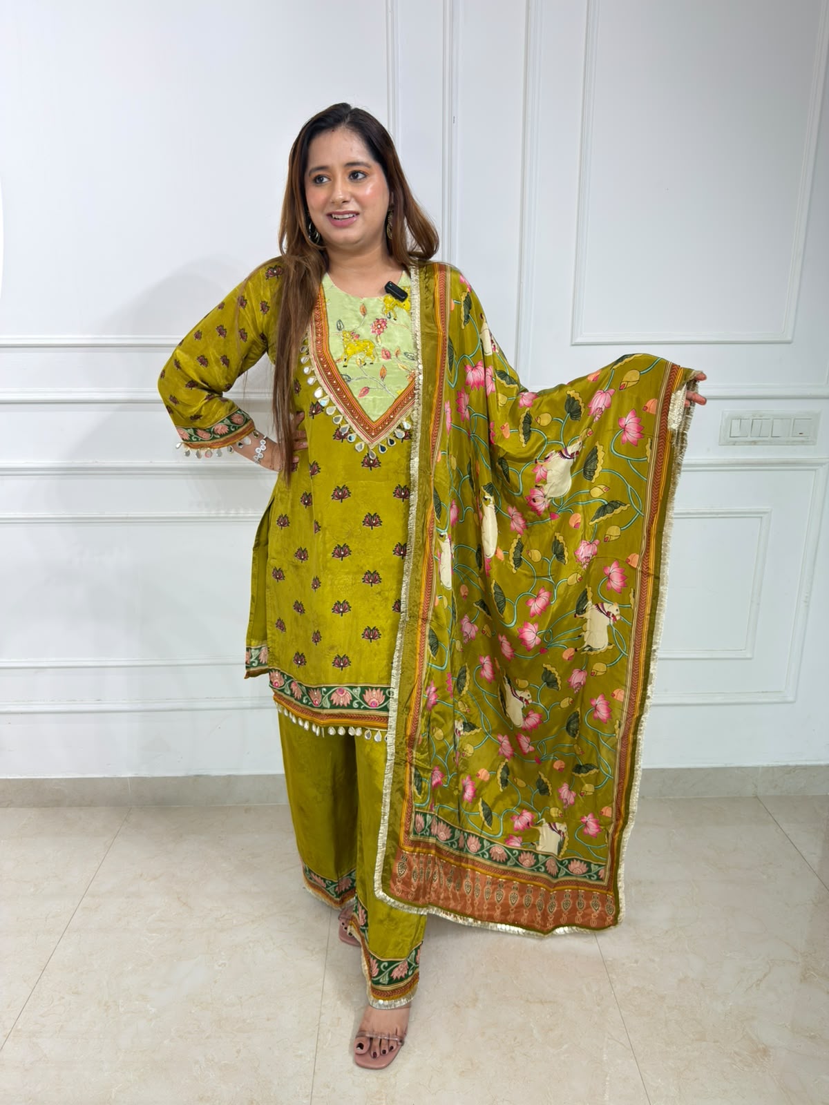 Verdelisse | Premium Floral Printed Straight Suit Set with Statement Dupatta