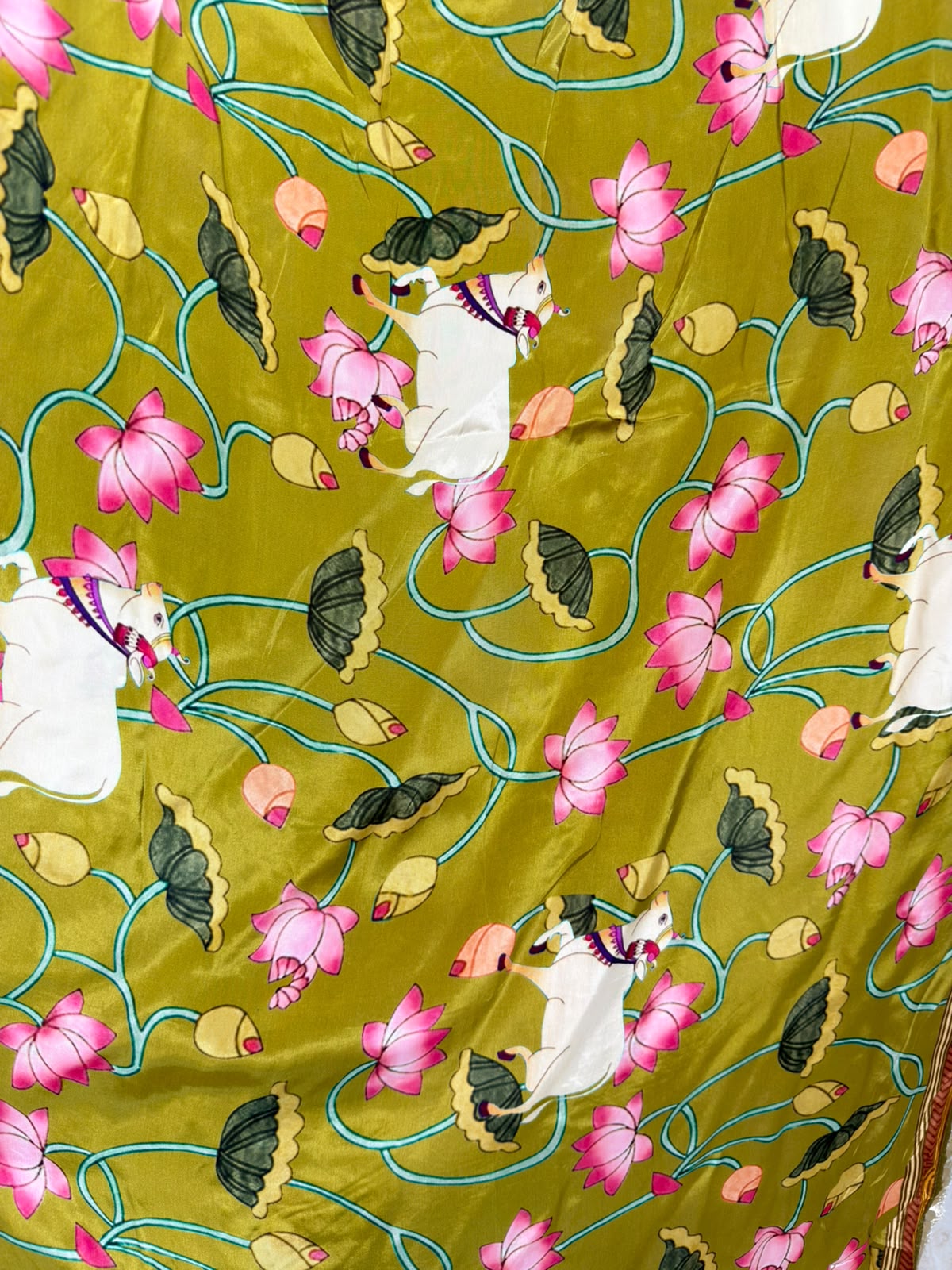Verdelisse | Premium Floral Printed Straight Suit Set with Statement Dupatta