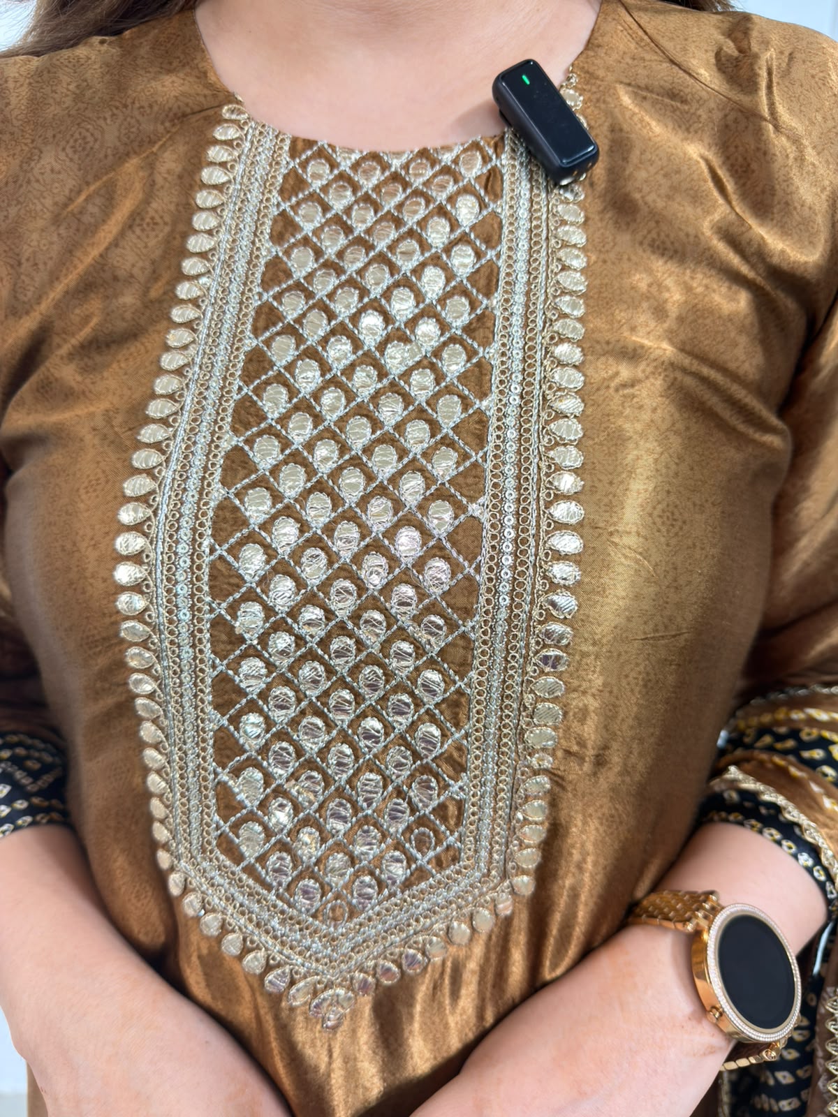 Zarina | Mirror Grace Suit Set Embroidered Kurta with Pants & Bandhani Dupatta | Elegant Ethnic Three-Piece Suit Set