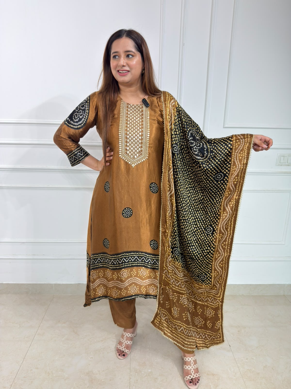Zarina | Mirror Grace Suit Set Embroidered Kurta with Pants & Bandhani Dupatta | Elegant Ethnic Three-Piece Suit Set