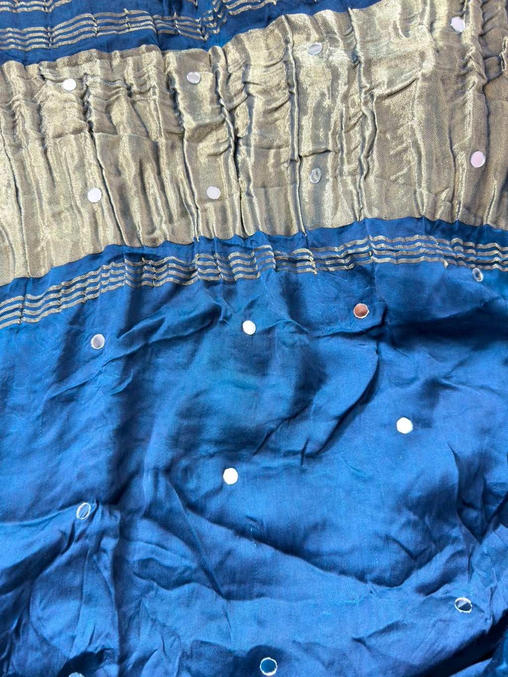 Nooré | Hand-Embellished Saree with Metallic Border & Tassel Detailing