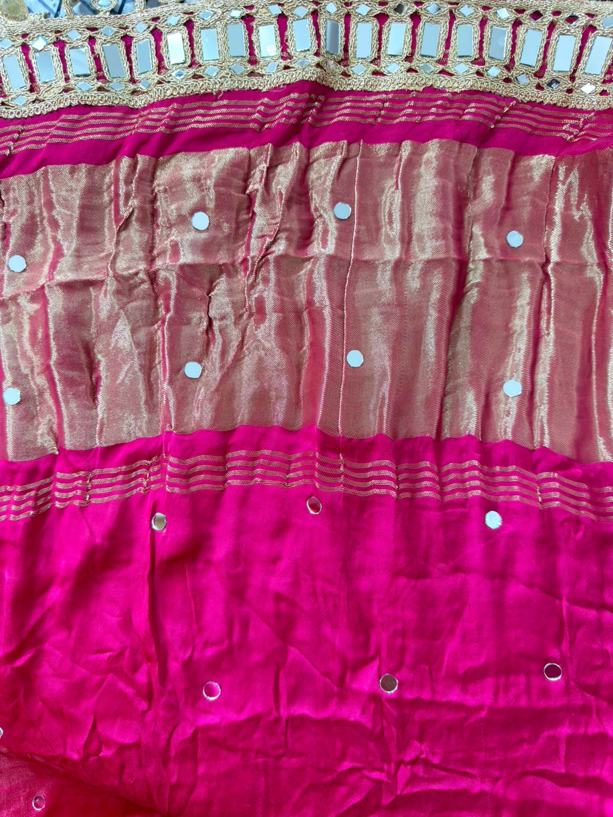 Nooré | Hand-Embellished Saree with Metallic Border & Tassel Detailing