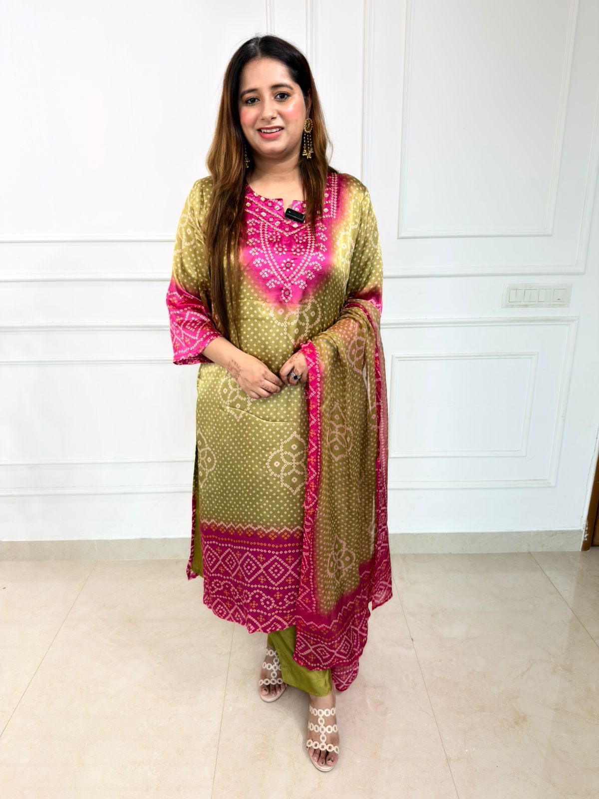 Heer – Olive Green & Rani Pink Bandhani Printed Suit Set with Dupatta