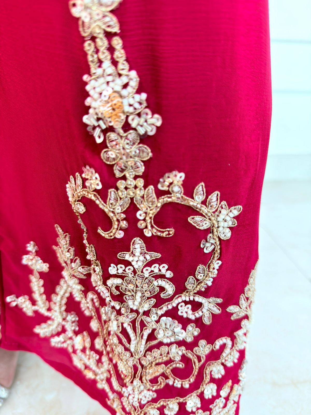 Zivara – Regal Magenta Embroidered 3-Piece Suit Set