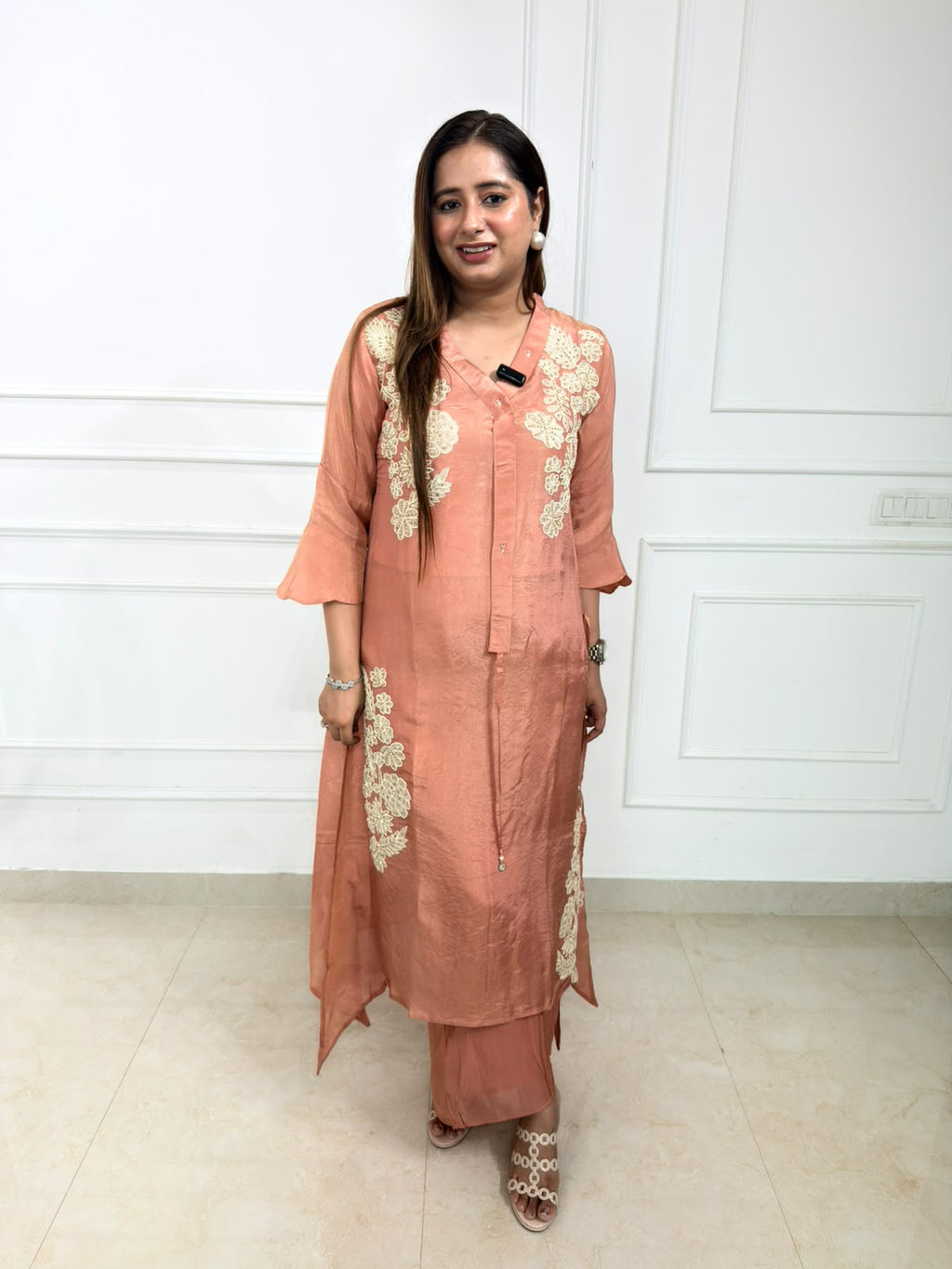Seraya | Peach Embroidered Kurta Set with Floral Detailing & Palazzo